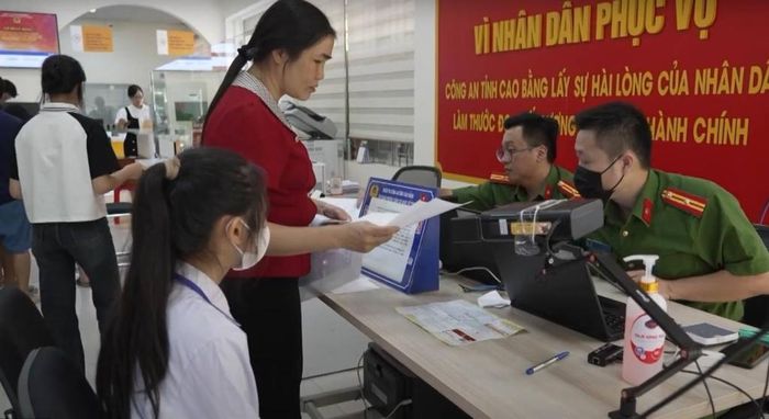 Thi sinh thi tốt nghiệp THPT có giấy hẹn trả Căn cước công dân hoàn toàn được chấp nhận làm minh chứng kèm theo để hậu kiểm.