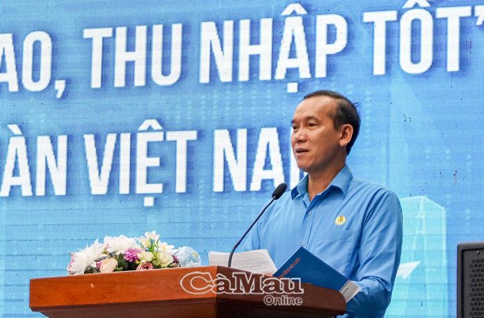 Phó Chủ tịch Ủy ban MTTQ Việt Nam tỉnh Cà Mau, Chủ tịch LĐLĐ tỉnh Lý Công Bắc phát động thi đua đến các cấp công đoàn trong tỉnh.