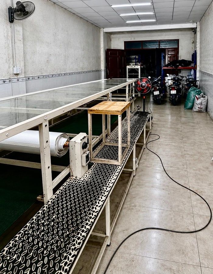 Máy in chuyển nhiệt và máy ép cuộn phục vụ in vải