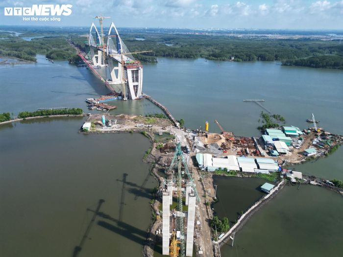 Công trình được kỳ vọng tạo động lực phát triển hạ tầng giao thông khu vực Đông Nam Bộ, tăng cường kết nối giữa hệ thống cảng biển nước sâu và các tuyến giao thông liên vùng.