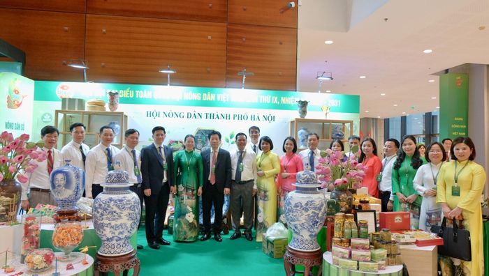 Đoàn đại biểu Hội Nông dân thành phố Hà Nội tham dự Đại hội. Ảnh: Tùng Nguyễn.