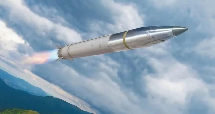 Song song với việc tăng mạnh số lượng tên lửa, kế hoạch mua thêm 96 bệ phóng HIMARS cũng mang ý nghĩa chiến lược không kém.