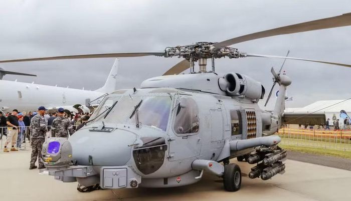 Trước đó, chính phủ nước này đã công khai ý định mua trực thăng MH-60R Seahawk thông qua chương trình bán vũ khí quân sự cho nước ngoài của Mỹ.