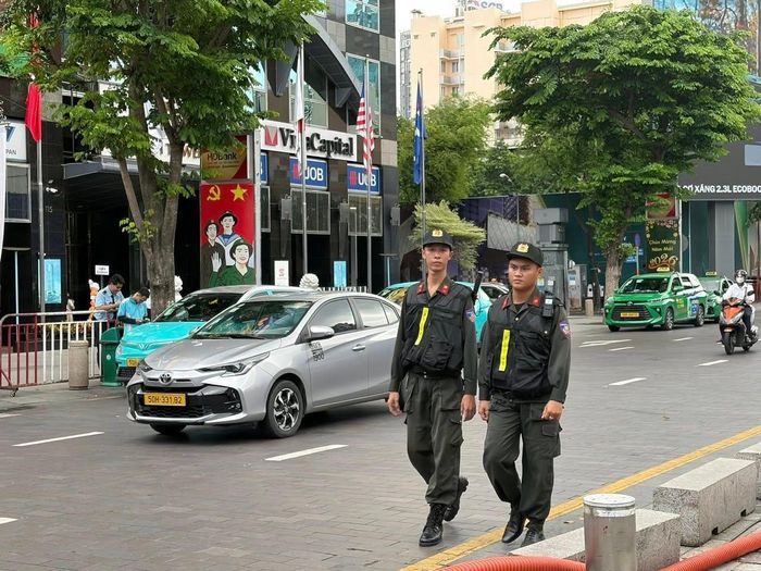  Công tác bảo vệ được triển khai đồng bộ nhằm bảo đảm tuyệt đối an toàn cho Gala “Tổ quốc bình yên”. Ảnh: CA 