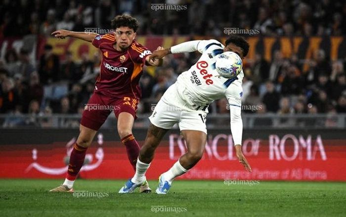 Sắp sửa gia nhập MU, tiền vệ Ederson còn nhận tin vui lớn tham dự Cúp thế giới 2026. Ảnh: EPA.