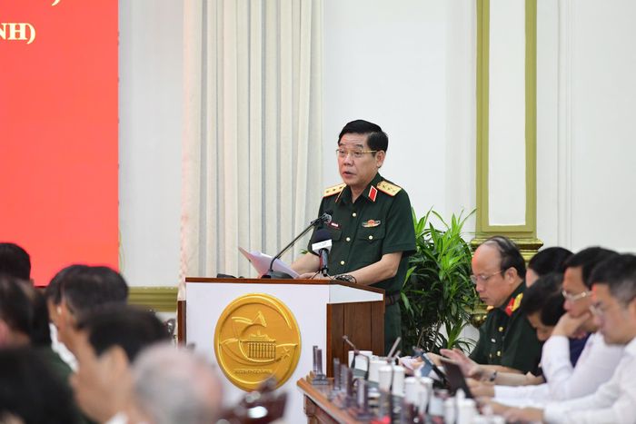  Thượng tướng Nguyễn Văn Gấu, Ủy viên Trung ương Đảng, Thứ trưởng Bộ Quốc phòng, Phó Trưởng Ban Chỉ đạo 515 quốc gia. Ảnh: HẢI NHI 