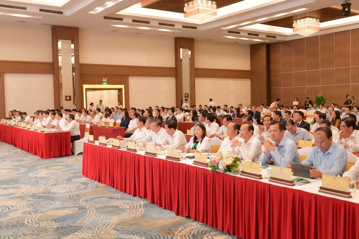 Hội nghị thúc đẩy hợp tác thương mại, đầu tư giữa TP Hà Nội và TP Cần Thơ.