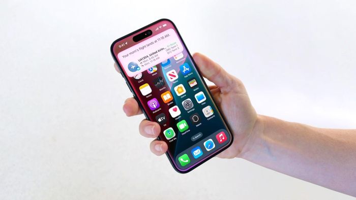  Siri phiên bản mới lần đầu xuất hiện tại WWDC 2024. Ảnh: Apple. 