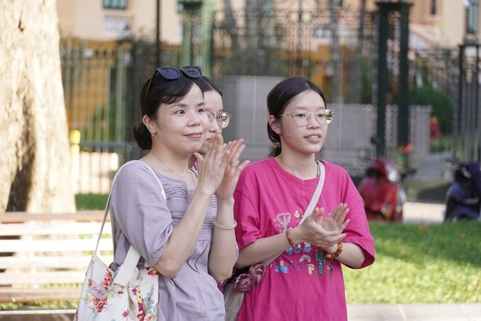 Chương trình đã thu hút công chúng trong nước và du khách nước ngoài