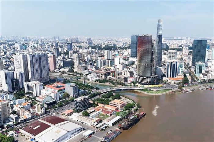 Khu đất kết nối với trung tâm thành phố Hồ Chí Minh qua cầu Khánh Hội. Ảnh: Hồng Đạt/TTXVN