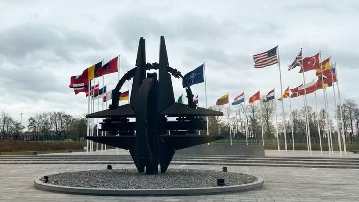 Trụ sở NATO tại thủ đô Brussels, Vương quốc Bỉ. (Ảnh: TÂN HOA XÃ)