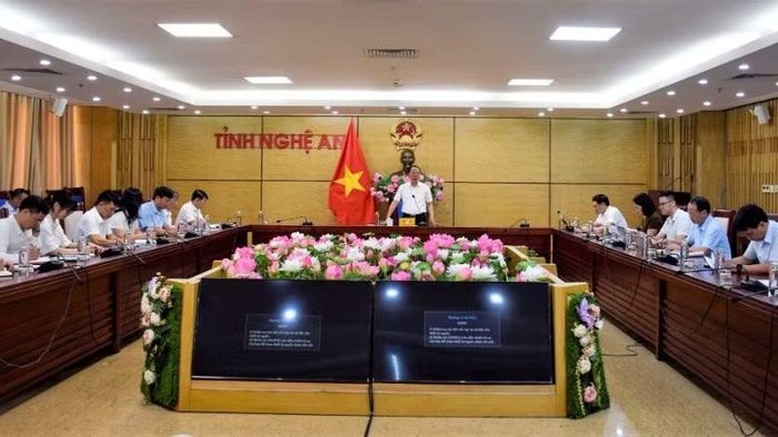 Ông Bùi Thanh An, Phó Chủ tịch Ủy ban nhân dân tỉnh Nghệ An chủ trì cuộc họp để đánh giá tình hình sắp xếp, xử lý tài sản công là trụ sở làm việc, cơ sở hoạt động sự nghiệp trên địa bàn tỉnh.