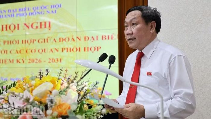 Phó trưởng Đoàn Thường trực Đoàn đại biểu Quốc hội thành phố Đồng Nai Bùi Xuân Thống phát biểu tại hội nghị ký kết quy chế phối hợp.