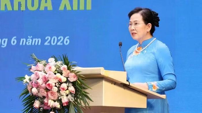 Chủ tịch Hội Liên hiệp Phụ nữ Việt Nam Lê Thị Thủy phát biểu tại hội nghị.