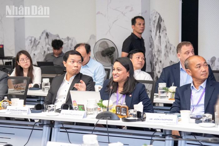 Bà Sumitra Jayaseelan nhấn mạnh ba trụ cột gồm tính tự cường, toàn diện và bền vững.