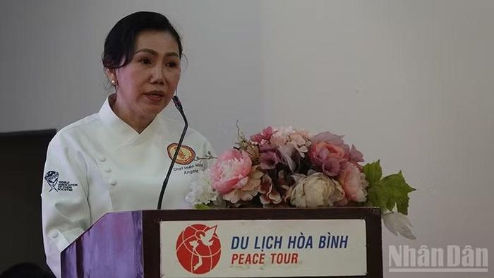 Bà Trần Thị Hiền Minh, Phó Chủ tịch Chi hội Đầu bếp chuyên nghiệp Sài Gòn thông tin về quá trình tham gia cuộc thi của đội Việt Nam.