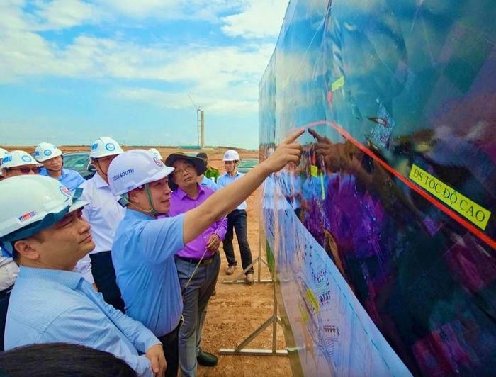 Cơ quan chức năng khảo sát Dự án đường sắt tốc độ cao Bắc - Nam đoạn qua Đồng Nai