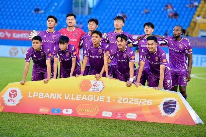 Đội bóng đất Thủ thăng hạng V-League từ năm 2004, từng 4 lần vô địch V-League các năm 2007, 2008, 2014, 2015, đoạt 3 Cúp Quốc gia và 4 Siêu cúp Quốc gia (Ảnh: QUANG LIÊM)