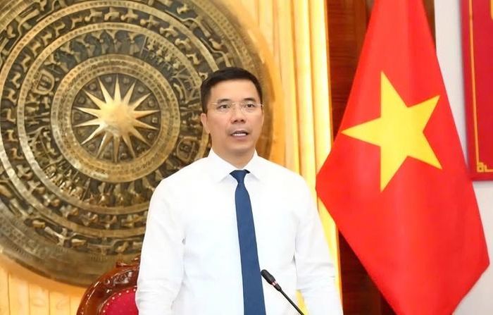 Ông Nguyễn Hồng Phong, Phó Bí thư Thường trực Tỉnh ủy Thanh Hóa, phát biểu giao nhiệm vụ