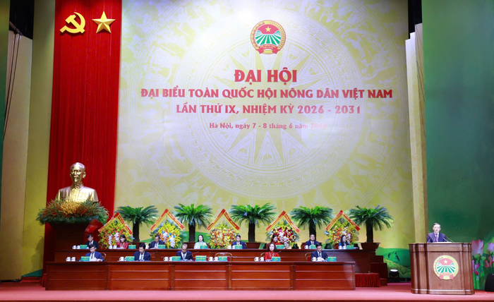 Đoàn Chủ tịch điều hành Đại hội. 