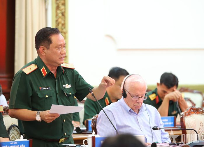  Thiếu tướng Trần Chí Tâm và nhân chứng lịch sử người Mỹ - ông Robert Ambrose Connor.