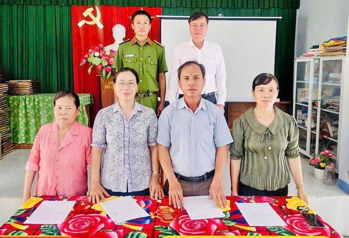 Các bên ký cam kết để phấn đấu xây dựng "xã Thu Bồn không ma túy năm 2026".