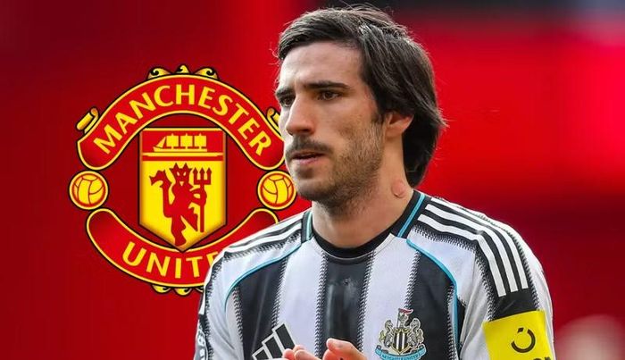 Man United từ lâu đã đưa tiền vệ Sandro Tonali vào danh sách ưu tiên sau thương vụ Ederson Silva.