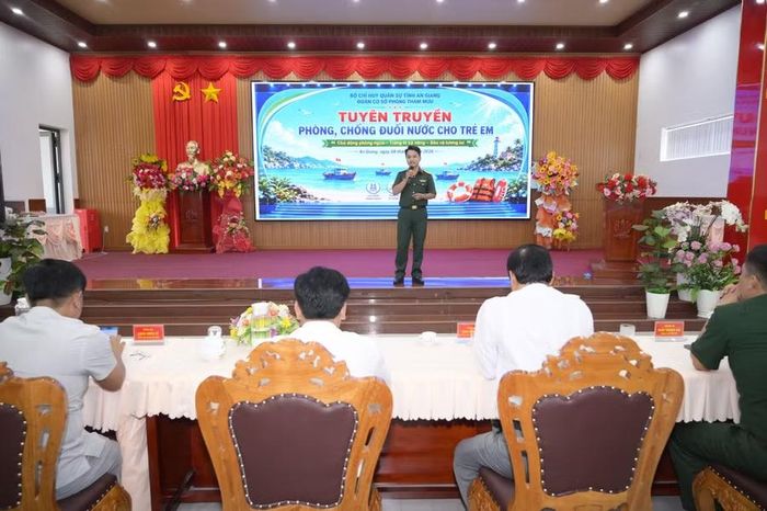 Tuyên truyền kiến thức, kỹ năng phòng, chống đuối nước cho trẻ em đặc khu.