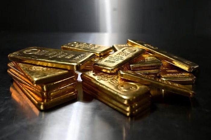 Giá vàng tiếp tục giảm. Ảnh: Reuters.