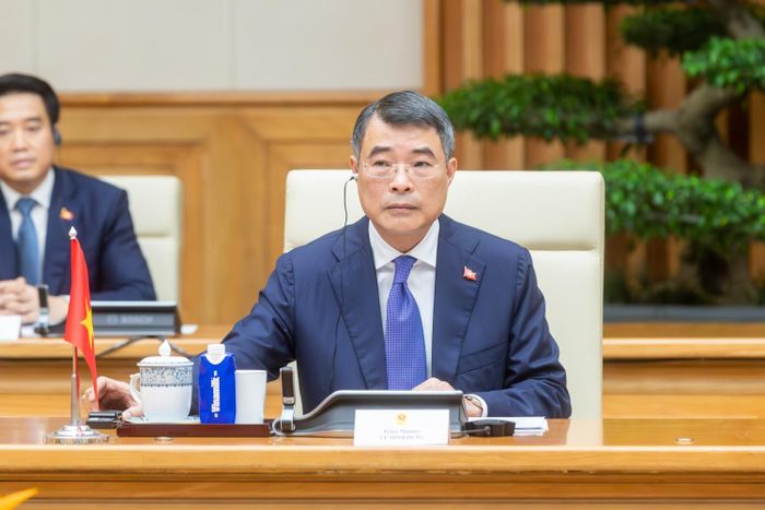 Thủ tướng Chính phủ Lê Minh Hưng nhấn mạnh chính sách nhất quán của Việt Nam luôn coi trọng và dành ưu tiên cao cho quan hệ "Láng giềng tốt đẹp, hữu nghị truyền thống, hợp tác toàn diện, bền vững lâu dài".