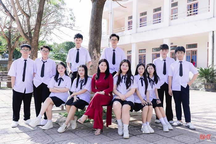 Với sự nỗ lực không ngừng, Lê Thùy Phương đã đạt được nhiều thành tích ấn tượng ở những năm học THCS.