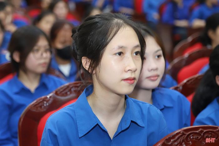 Cuộc thi nhằm lan tỏa chân thực, sinh động những câu chuyện nhân văn, hành động cao đẹp và sự hy sinh, cống hiến thầm lặng của cán bộ, chiến sĩ Công an nhân dân; xây dựng vững chắc thế trận an ninh nhân dân trong kỷ nguyên số, thiết thực chào mừng kỷ niệm 80 năm Ngày truyền thống lực lượng An ninh nhân dân (12/7/1946-12/7/2026)...