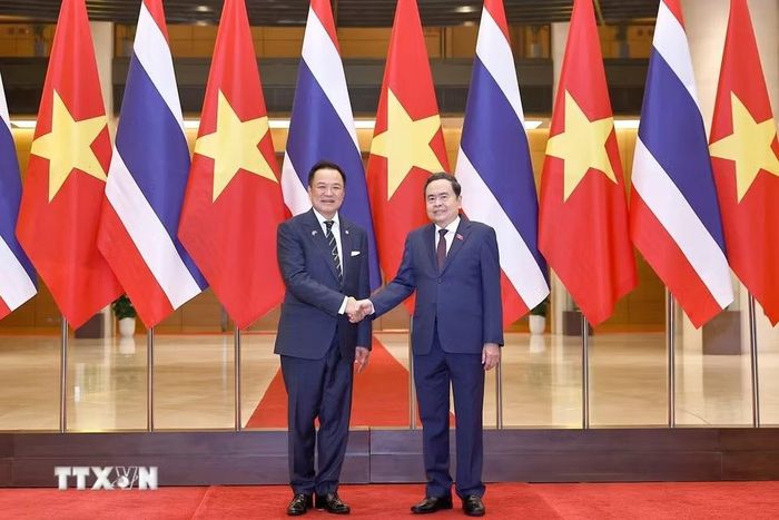 Chủ tịch Quốc hội Trần Thanh Mẫn hội kiến Thủ tướng Thái Lan Anutin Charnvirakul thăm chính thức Việt Nam và tham dự Diễn đàn Tương lai ASEAN lần thứ ba. (Ảnh: Doãn Tấn/TTXVN)