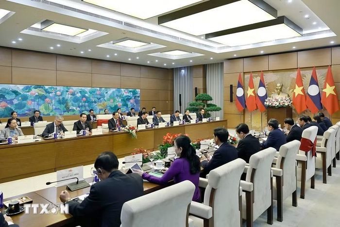 Chủ tịch Quốc hội Trần Thanh Mẫn hội kiến Thủ tướng Lào Sonexay Siphandone thăm chính thức Việt Nam và tham dự Diễn đàn Tương lai ASEAN lần thứ ba. (Ảnh: Doãn Tấn/TTXVN)