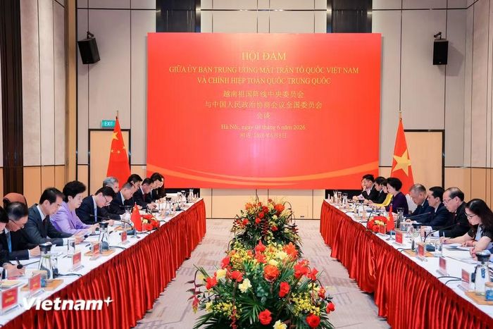 Quang cảnh buổi Hội đàm giữa Ủy ban Trung ương Mặt trận Tổ quốc Việt Nam và Chính hiệp toàn quốc Trung Quốc (Ảnh: Hoài Nam/Vietnam+)