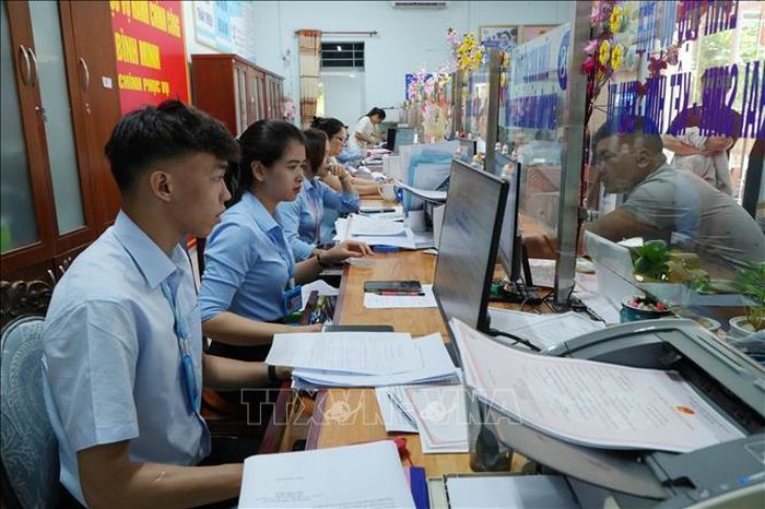 Mô hình hoạt động 'Ngày thứ 6 không hẹn" tại Đồng Nai đã đáp ứng nhu cầu nhận kết quả ngay trong ngày của người dân. Ảnh: Lê Xuân/TTXVN