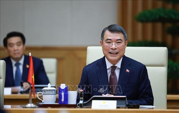 Thủ tướng Lê Minh Hưng phát biểu tại cuộc hội đàm với Thủ tướng Vương quốc Thái Lan Anutin Charnvirakul. Ảnh: Dương Giang/TTXVN