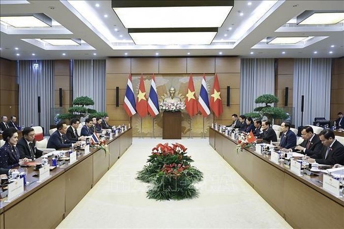 Chủ tịch Quốc hội Trần Thanh Mẫn hội kiến Thủ tướng Thái Lan Anutin Charnvirakul thăm chính thức Việt Nam và tham dự Diễn đàn Tương lai ASEAN lần thứ ba. Ảnh: Doãn Tấn/TTXVN.
