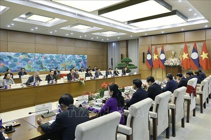 Chủ tịch Quốc hội Trần Thanh Mẫn hội kiến Thủ tướng Lào Sonexay Siphandone thăm chính thức Việt Nam và tham dự Diễn đàn Tương lai ASEAN lần thứ ba. Ảnh: Doãn Tấn/TTXVN.