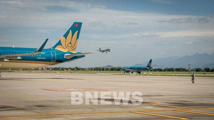 Sân bay Nội Bài cảnh báo khẩn khi hàng chục chuyến bay bị ảnh hưởng do UAV và diều xuất hiện. Ảnh: Bnews/vnanet.vn phát