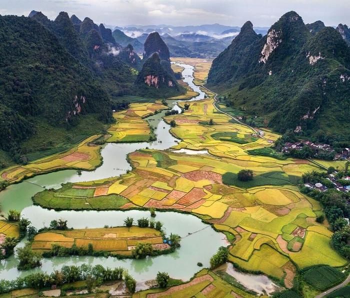 Ninh Bình và những cảnh đẹp khiến bao người phải xuýt xoa.