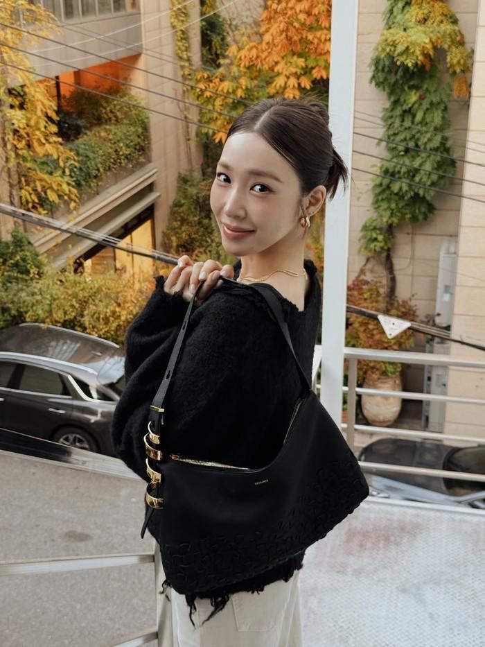 Tiffany Young được nhiều khán giả yêu mến sau nhiều năm hoạt động nghệ thuật.