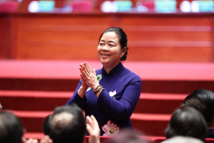 Bà Bùi Thị Minh Hoài, Ủy viên Bộ Chính trị, Bí thư Trung ương Đảng, Bí thư Đảng ủy MTTQ, các Đoàn thể Trung ương, Chủ tịch Ủy ban Trung ương Mặt trận Tổ quốc Việt Nam, dự Đại hội
