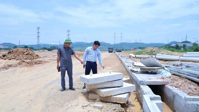Một số hạng mục tại khu tái định cư phục vụ giải phóng mặt bằng Dự án đường sắt tốc độ cao Bắc - Nam sử dụng cát nhân tạo.