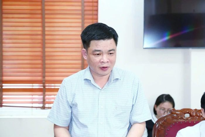Lãnh đạo xã Quý Lộc phát biểu tại buổi làm việc.