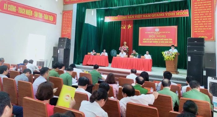 Cử tri xã Hợp Tiến kiến nghị các nội dung liên quan đến đời sống dân sinh và công tác sắp xếp thôn, tổ dân phố.