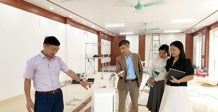Công tác chuẩn bị phòng thi, thiết bị và điều kiện phục vụ kỳ thi tốt nghiệp THPT năm 2026 được Trường THPT Nguyễn Quán Nho triển khai từ sớm.