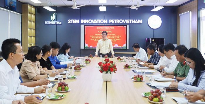 Chủ tịch UBND tỉnh An Giang Hồ Văn Mừng phát biểu tại buổi làm việc với Ban Chỉ đạo cấp tỉnh kỳ thi tốt nghiệp THPT năm 2026.