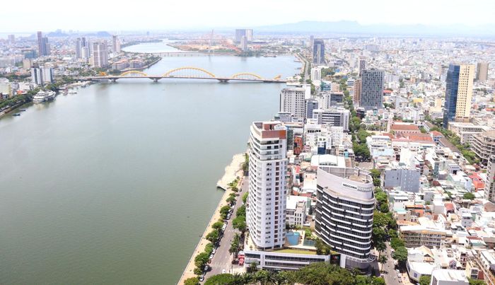 Đà Nẵng đang là điểm đến của "du mục số" nên nhu cầu tìm kiếm, thuê tòa nhà để làm việc chung (co-working space) kết hợp lưu trú là rất lớn. Ảnh: HOÀNG HIỆP