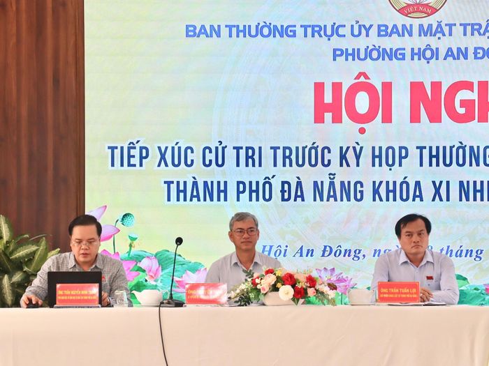 Tổ đại biểu số 8 HĐND thành phố tiếp xúc cử tri các phường: Hội An, Hội An Đông, Hội An Tây. Ảnh: QUỐC TUẤN